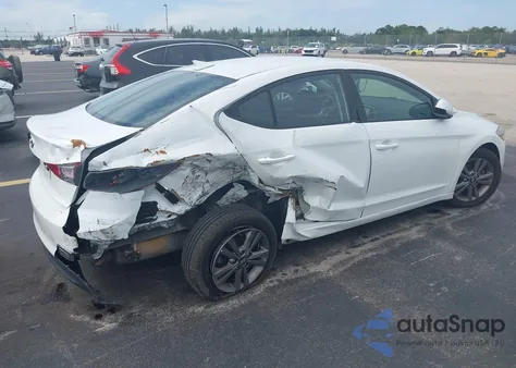 2018 Hyundai Elantra Sel z USA, uszkodzony, nr VIN 5NPD84LF5JH255264